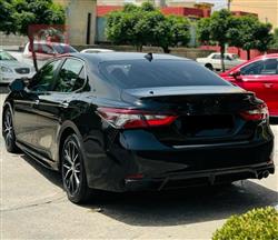 تۆیۆتا کامری